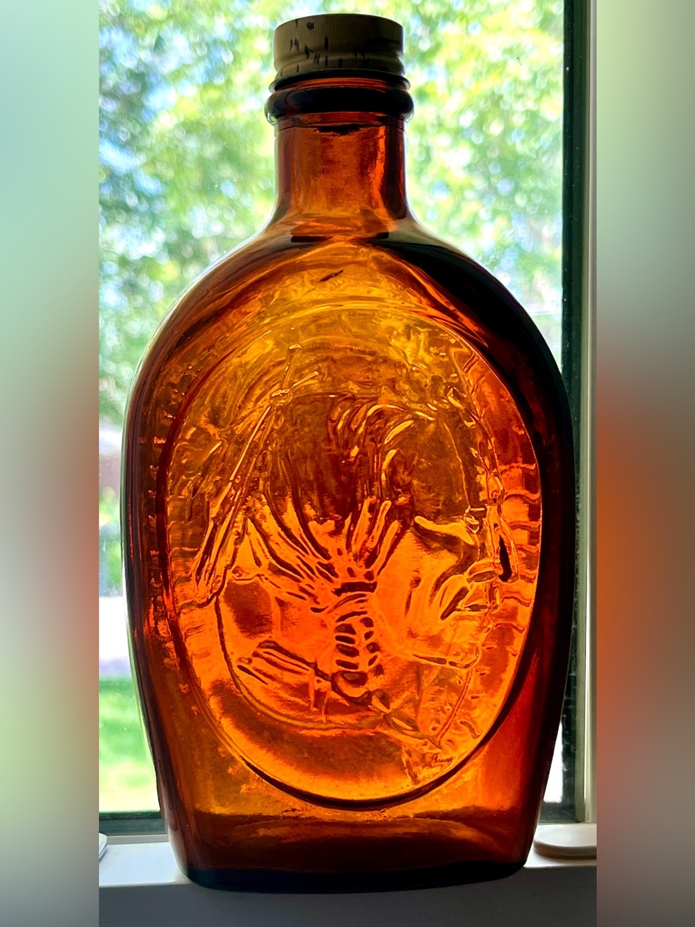 Log Cabin Syrup Special Collector's Flask Bottle Native American Indian.